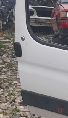 2000 model citroen berlingo 1.9 dizel çıkma sağ ön kapı kolu