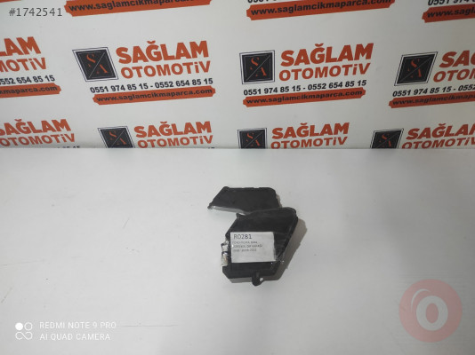 FORD FİESTA 2004 ÇIKMA VİTES KOL DİP KAPAĞI OEM; 8V2R-7222