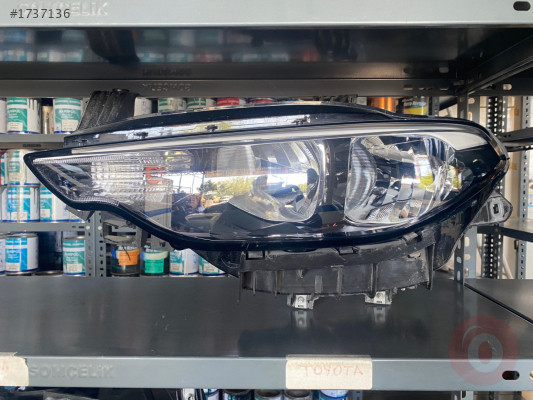 Fiat Egea sağ ön far orjinal çıkma hatasız