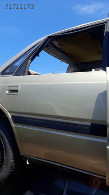 mazda 626 çıkma sağ arka kapı