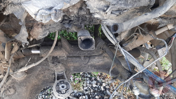 renault trafic çıkma direksiyon kutusu