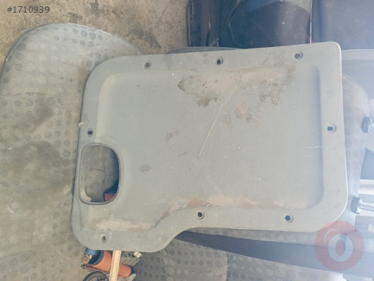 RENAULT KANGOO ARKA BAGAJ KAPAĞI DÖŞEMESİ