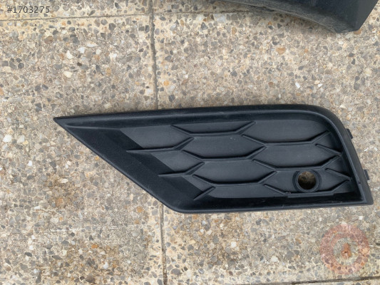 VW TİGUAN ÇIKMA ORJİNAL SOL SİS ÇERÇEVESİ 5NA853665A