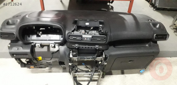 OPEL  COMBO   ÇIKMA   ÖN  TORPİDO GÖĞÜS