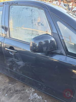 suzuki sx4 2009 çıkma orjinal sağ ön kapı (son fiyat)