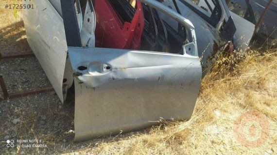 Toyota Yaris 2007 model sağ ön kapı çıkma