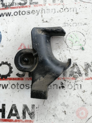3B0857762 vw passat B5 sağ arka emniyet kemeri kılavuzu