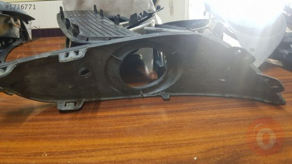 Opel Astra sol sis farı kapağı çıkma