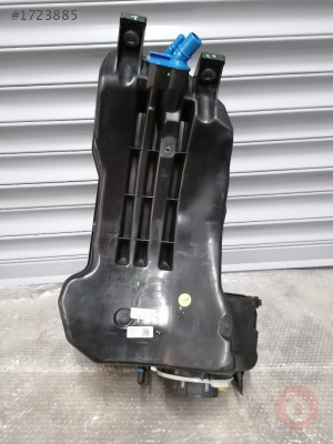4M0131878CF 4M0131878CM 4M0131878BT ADBLUE TANK DEPOSU