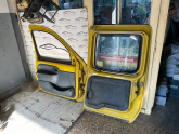 Oto Çıkma Parça / Renault / Kangoo / Kaporta & Karoser / Sağ Sürgülü Kapı / Çıkma Parça 