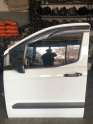 Oto Çıkma Parça / Ford / Tourneo Courier / Kaporta & Karoser / Sağ Ön Kapı / Çıkma Parça 