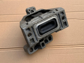 Oto Çıkma Parça / Volkswagen / Golf / Motor / Takozu & Kulağı / Çıkma Parça 
