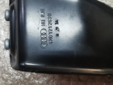 Oto Çıkma Parça / Volkswagen / Touareg / Radyatör / Radyatör Ayağı / Çıkma Parça 