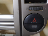 Nissan X-Trail Orjinal Dörtlü Flaşör Düğmesi (02-09)