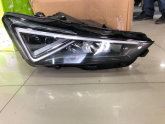 Oto Çıkma Parça / Seat / Leon / Far & Stop / Sağ Ön Far / Çıkma Parça 