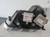 Oto Çıkma Parça / Volkswagen / Amarok / Far & Stop / Sağ Ön Far / Çıkma Parça 