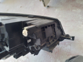 Oto Çıkma Parça / Skoda / Karoq / Far & Stop / Sol Ön Far / Çıkma Parça 
