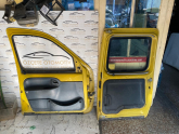 Oto Çıkma Parça / Renault / Kangoo / Kaporta & Karoser / Sağ Sürgülü Kapı / Çıkma Parça 