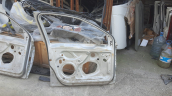 Oto Çıkma Parça / Volkswagen / Golf / Kaporta & Karoser / Sol Ön Kapı / Çıkma Parça 