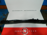 Nissan Navara 2014 -2021 Ön Tampon Üst Demiri Orjinal Hatası