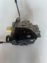 Oto Çıkma Parça / Volkswagen / Passat / Kaporta & Karoser / Kapı Kilidi / Çıkma Parça 
