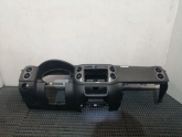 Oto Çıkma Parça / Volkswagen / Tiguan / Göğüslük & Torpido / Komple Torpido / Çıkma Parça 