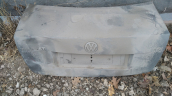 Volkswagen passat çıkma bagaj kapağı az hasarlı