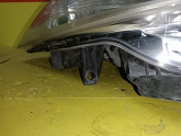 Oto Çıkma Parça / Renault / Megane / Far & Stop / Sağ Ön Far / Çıkma Parça 