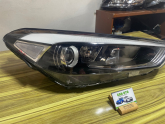 Oto Çıkma Parça / Hyundai / Tucson / Far & Stop / Sağ Ön Far / Çıkma Parça 