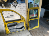Oto Çıkma Parça / Renault / Kangoo / Kaporta & Karoser / Sağ Sürgülü Kapı / Çıkma Parça 