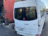 mercedes sprinter bagaj kapağı çıkma parça