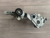 Oto Çıkma Parça / Volkswagen / Golf / Motor / Bağlantı Braketi / Çıkma Parça 
