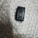 Oto Çıkma Parça / Volkswagen / Jetta / Oto Cam / Cam Düğmesi / Çıkma Parça 