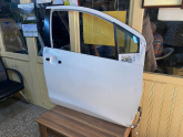 Oto Çıkma Parça / Toyota / Yaris / Kaporta & Karoser / Sağ Ön Kapı / Çıkma Parça 