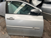 Renault Clio 3 Sağ Ön Kapı Çıkma