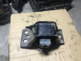 Oto Çıkma Parça / Renault / Megane / Motor / Takozu & Kulağı / Çıkma Parça 