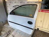 Oto Çıkma Parça / Opel / Corsa / Oto Cam / Kapı Camları / Çıkma Parça 