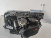 Oto Çıkma Parça / Volkswagen / Amarok / Far & Stop / Sağ Ön Far / Çıkma Parça 