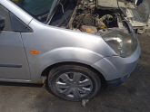 Ford Fiesta sağ ön çamurluk