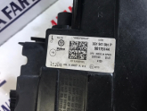 Oto Çıkma Parça / Volkswagen / Passat / Far & Stop / Sol Ön Far / Çıkma Parça 
