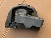 Oto Çıkma Parça / Volkswagen / Golf / Motor / Takozu & Kulağı / Çıkma Parça 