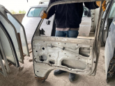 Oto Çıkma Parça / Suzuki / Carry / Kaporta & Karoser / Sağ Ön Kapı / Çıkma Parça 