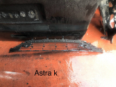 Astra k ön tampon orta ızgara çıkma orjinal
