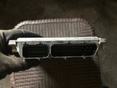 Oto Çıkma Parça / Volkswagen / Passat / Beyin / Motor Beyni / Çıkma Parça 