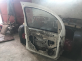 Oto Çıkma Parça / Renault / Kangoo / Kaporta & Karoser / Sol Ön Kapı / Çıkma Parça 