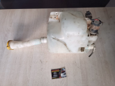 Oto Çıkma Parça / Nissan / Maxima / Oto Cam / Su Bidonu / Çıkma Parça 