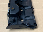 Oto Çıkma Parça / Volkswagen / Arteon / Motor / Külbütör Kapağı / Sıfır Parça 