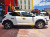 Oto Çıkma Parça / Dacia / Sandero / Kaporta & Karoser / Komple Ön / Çıkma Parça 