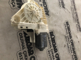 Oto Çıkma Parça / Audi / A4 / Oto Cam / Cam Motoru / Çıkma Parça 
