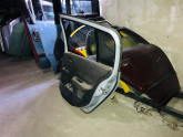 Oto Çıkma Parça / Renault / Megane / Kaporta & Karoser / Sağ Arka Kapı / Çıkma Parça 